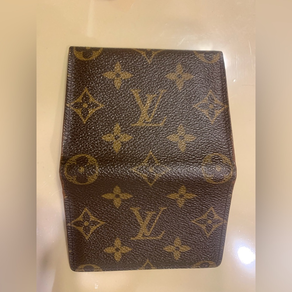 Louis Vuitton Bi Fold Card Holder